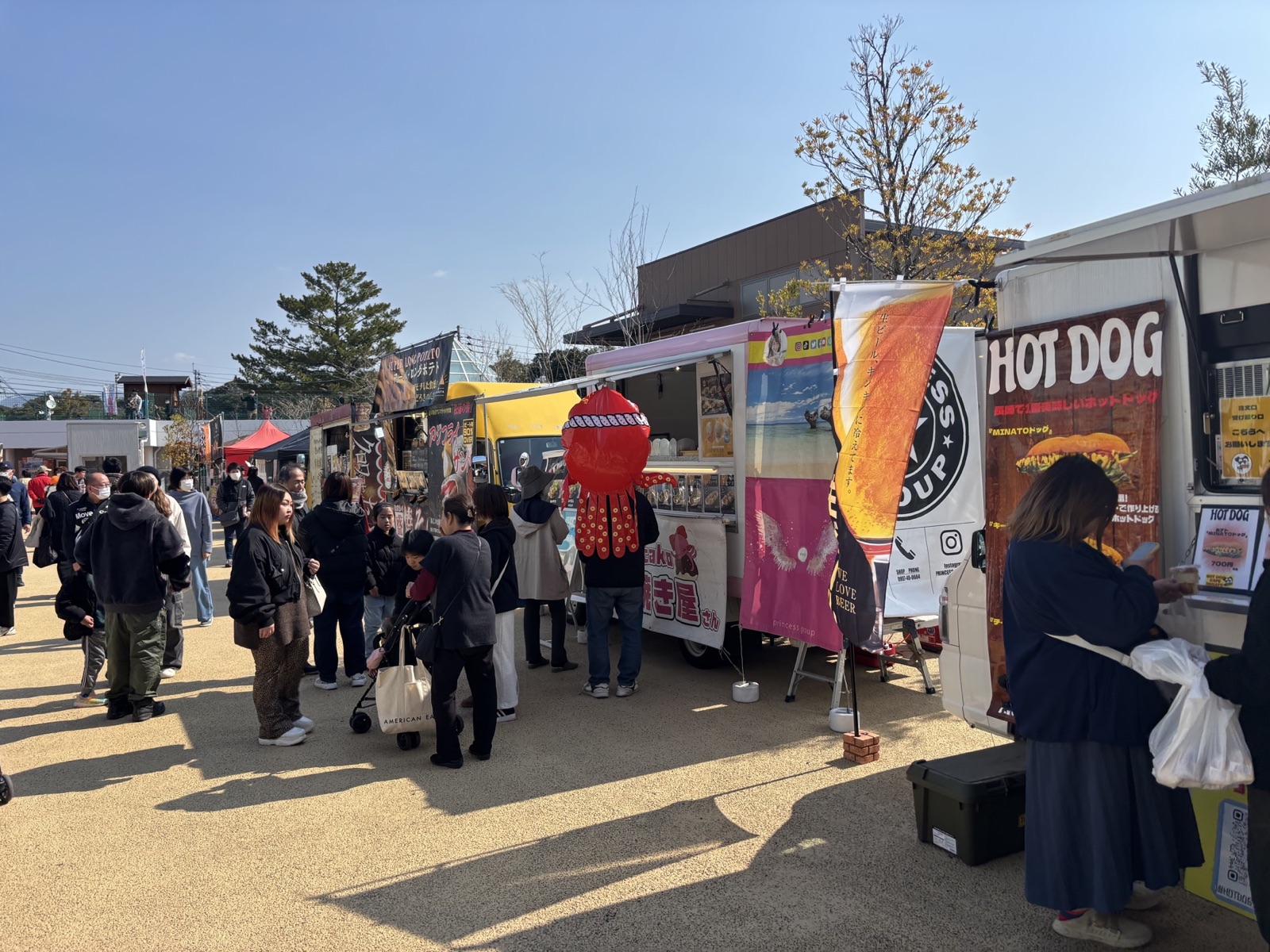 キッチンカーやマルシェのイベント
