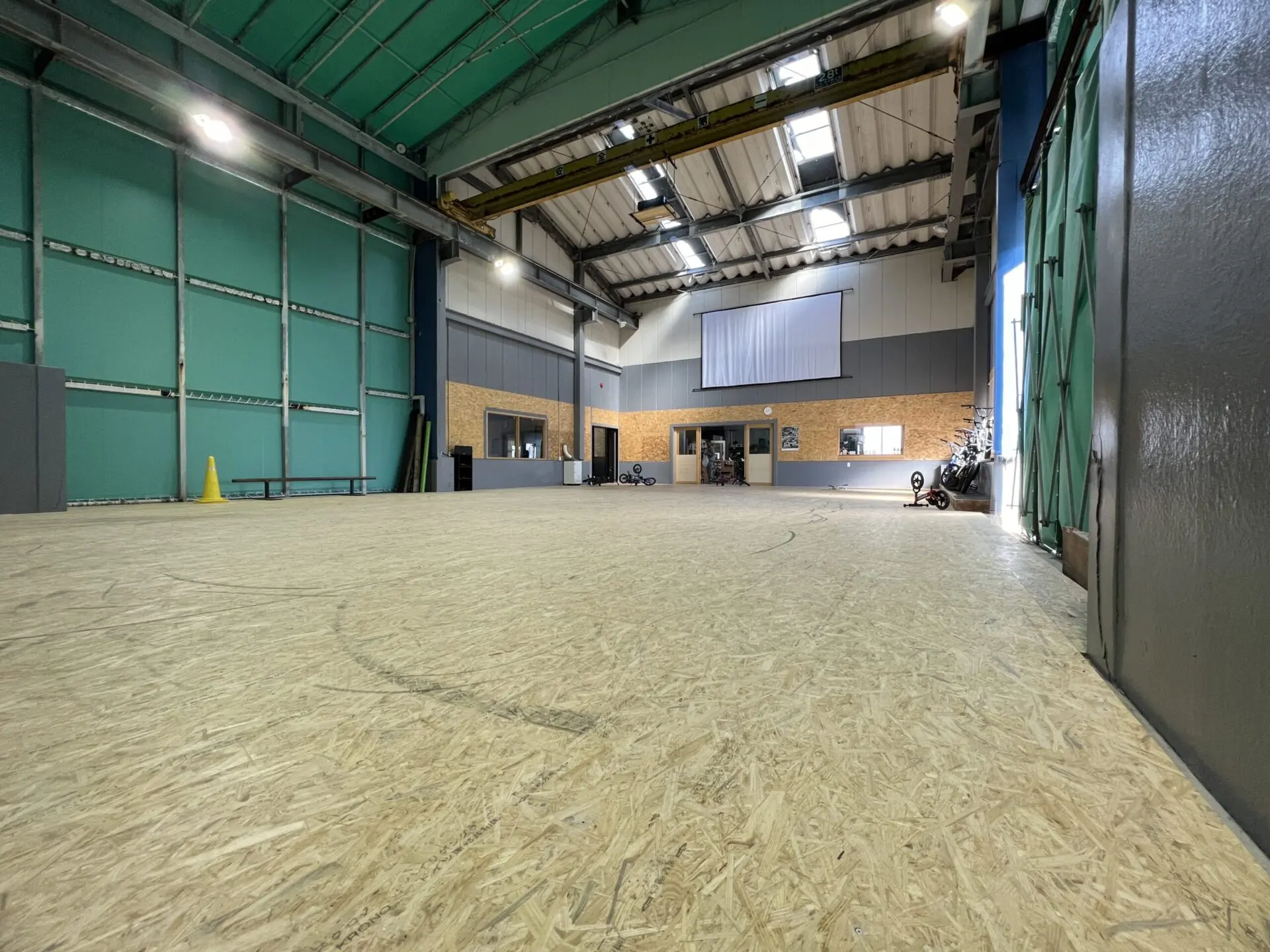 RINK FLAT SPACE | サービス | CRANK